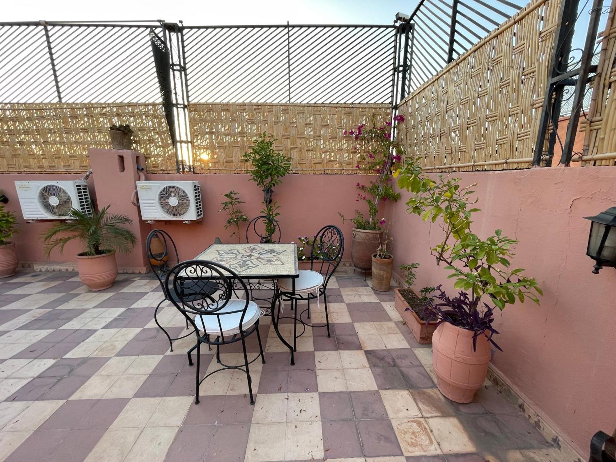 Riad Ouhmidi Marrakesh Exteriör bild